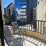 Elegant Sea View 3 Bed 2 Bath In Sliema With Parking Apartman *