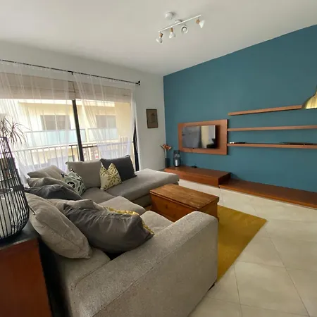 Elegant Sea View 3 Bed 2 Bath In Sliema With Parking Gżira