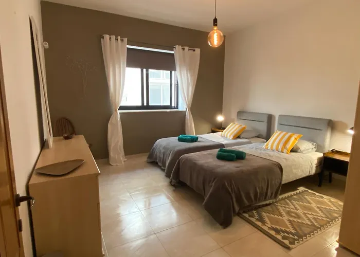 Elegant Sea View 3 Bed 2 Bath In Sliema With Parking *